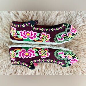 Unique Handmade Chinese Red Pink Floral Embroidery Shoes Slippers Size 7